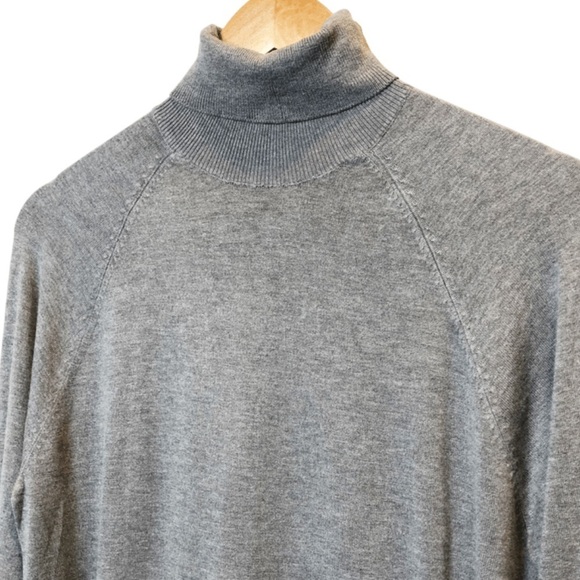 Zara Women’s Knit Grey Classic Preppy Long Sleeve Turtleneck Sweater - Picture 3 of 16